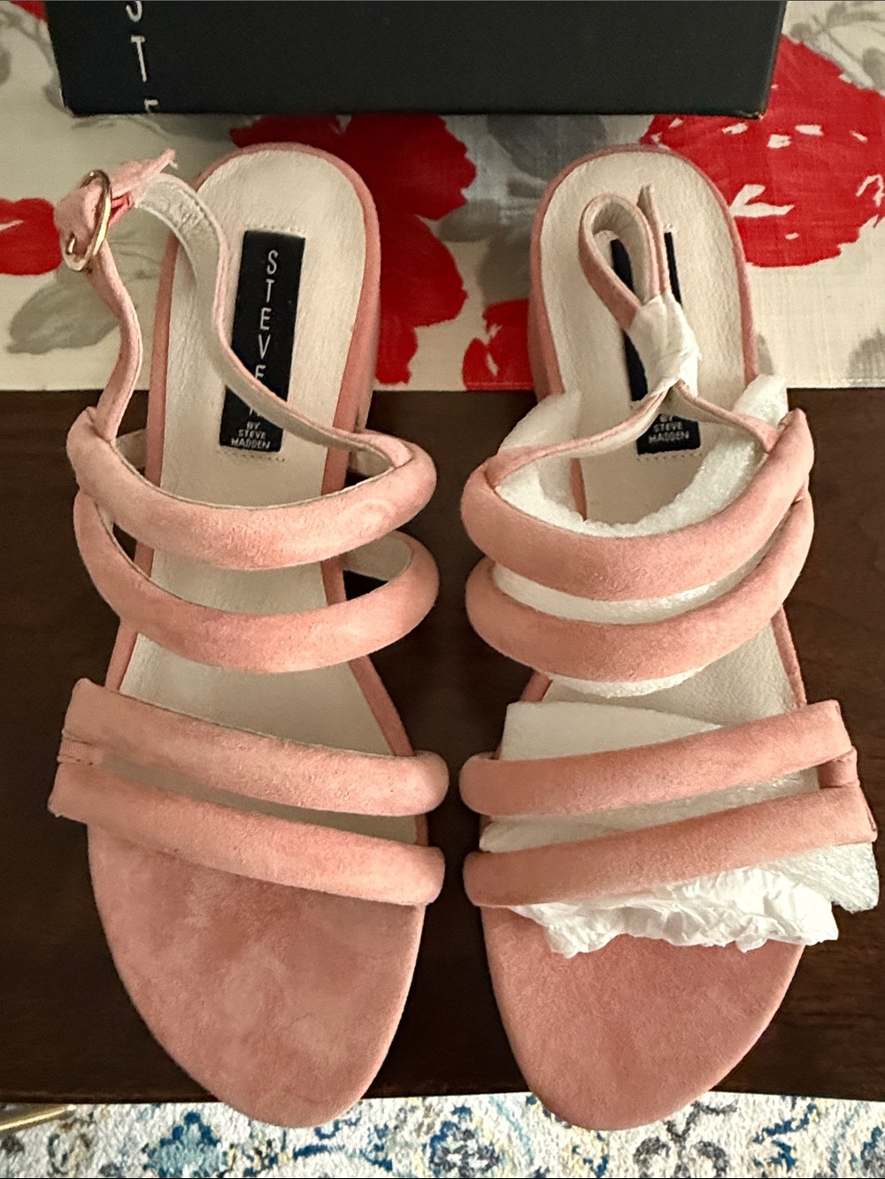 NIB Steve Madden Katina Rose Suede Suede Multi-Strap Sandals 9M